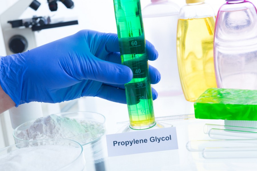 Le propylène glycol végétal est-il moins nocif que le propylène glycol traditionnel ?